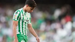 Real Betis no hace más que sumarle un problema a Diego Lainez