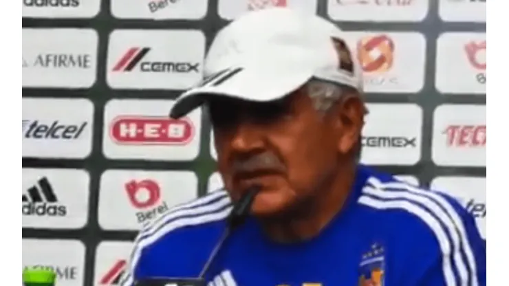 "La cancha de Rayados es un cochinero, de las peores": Ferretti