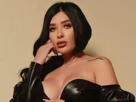 Brenda Zambrano posó con la playera de la Máquina en la previa al duelo ante el América