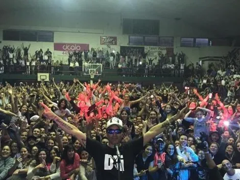 Pablo Lescano dio un show en Tandil y subió un fotón junto a todo su público