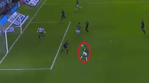 Campbell selló el 2-0 tras una contra de antología de León