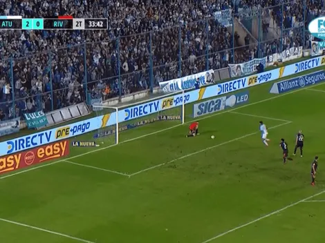 Otra vez Armani: ahora dio un rebote insólito y Atlético Tucumán le metió el tercero a River