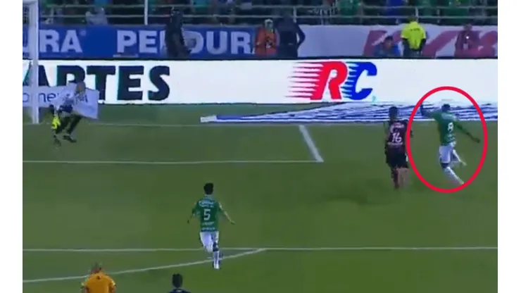 Joel Campbell aseguró el boleto de León a la Semifinal