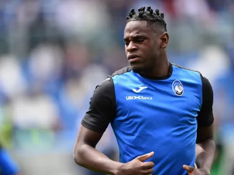 Duván Zapata tomó con humor las reacciones por su cambio de look y subió el meme del día