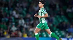 Siguen las idas y vueltas entre México y Betis por Lainez