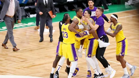 Los Lakers celebran un triunfo frente a los Celtics