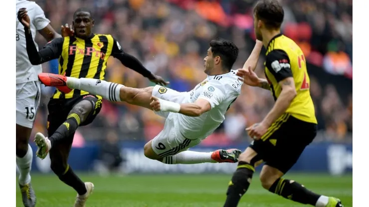 Ya saben a quién votar, amigos: Raúl Jiménez, nominado al gol de la temporada en Wolves