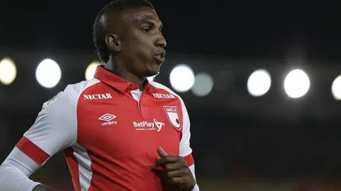 Tiembla Santa Fe: el representante de Johan Arango confirma que hay varias ofertas por el jugador