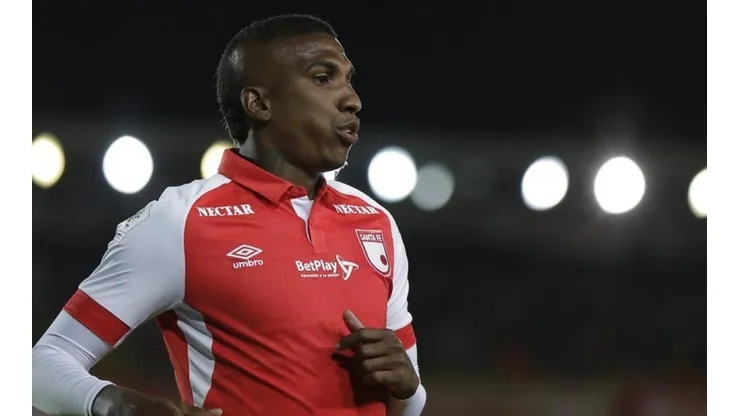 Tiembla Santa Fe: el representante de Johan Arango confirma que hay varias ofertas por el jugador