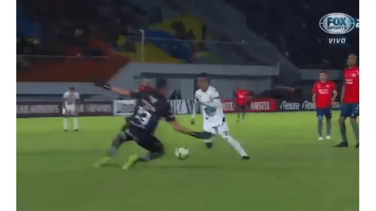 Golazo de Álex Castro en la Copa Libertadores 2019.