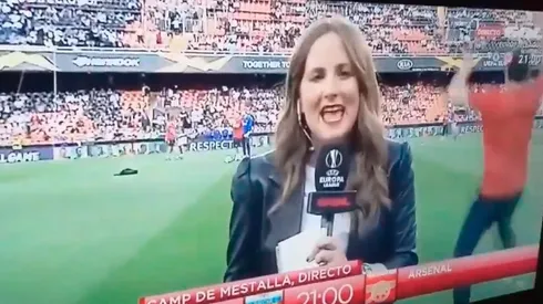 La pobre Mónica instantes antes del impacto.