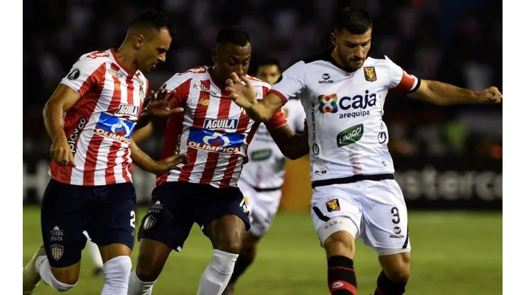 Junior de Barranquilla en la derrota contra Melgar en la última fecha de la fase de grupos de la Copa Libertadores.