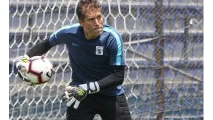 Leao Butrón opinó sobre un posible regreso de Claudio Pizarro