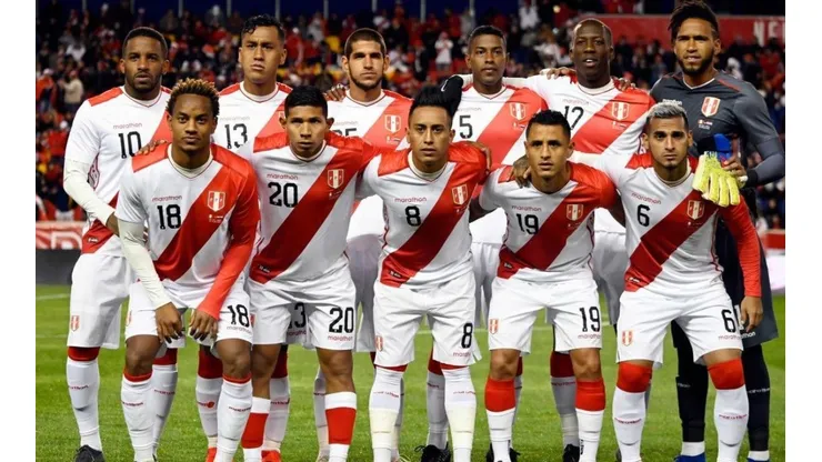 Cinco futbolistas de la Selección de Perú cambiarían de equipo al final del semestre