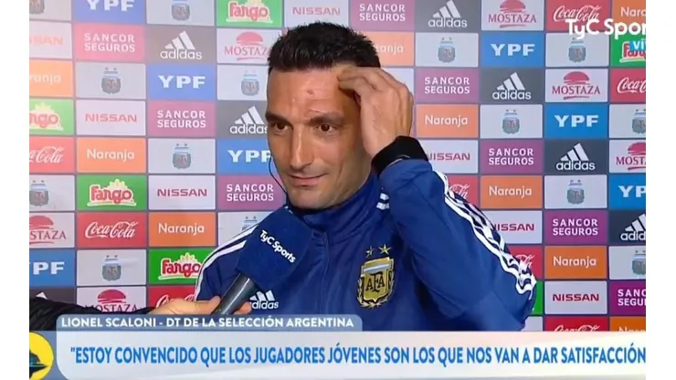 Scaloni: "Desde que estoy, jamás Messi me dijo a quién traer y a quién no traer"