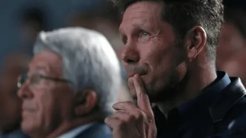 Es un tierno: las lágrimas de Simeone mientras Godín anunciaba que no seguirá en Atlético Madrid