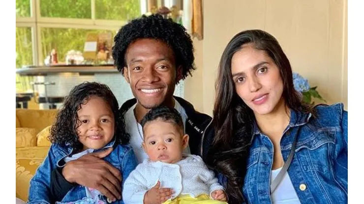 Cuadrado nos emocionó con un posteo en Instagram dedicado a su familia