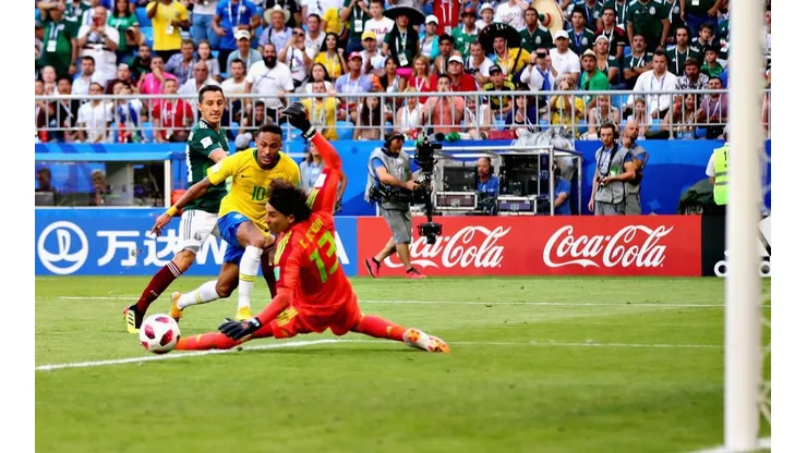 Memo Ochoa, portero del Standard.