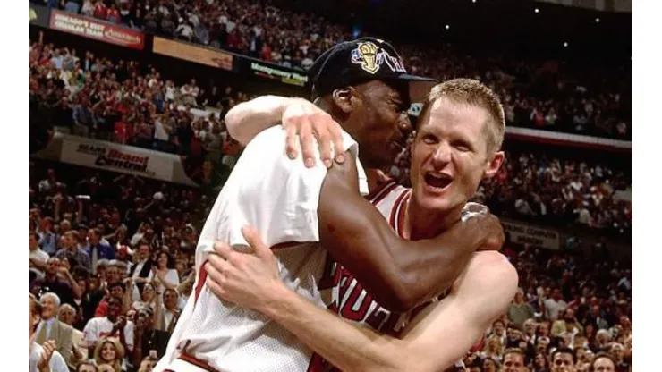 Kerr y Jordan celebrando otro título con los Chicago Bulls
