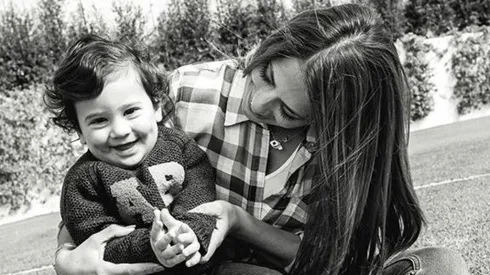 Antonela Roccuzzo subió foto con sus hijos dándole amor y Ciro nos hizo reír a todos