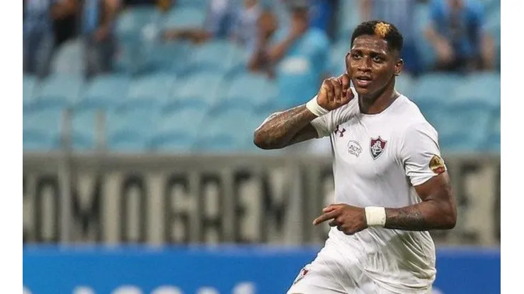 Lo aman en Brasil: Fluminense perdía 0-3 y lo ganó 5-4 a Gremio, de visita, con doblete de Yony González
