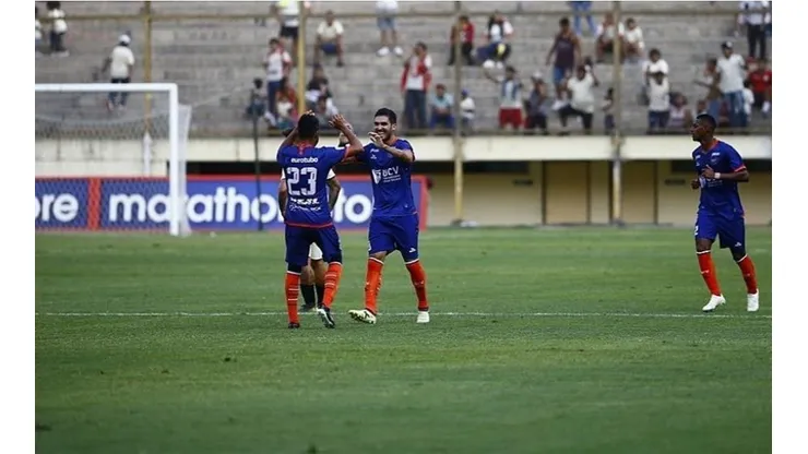 El festejo de los jugadores de Universidad César Vallejo.