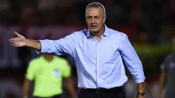 Alfaro detalló su charla con los jugadores tras ganar la Supercopa Argentina.