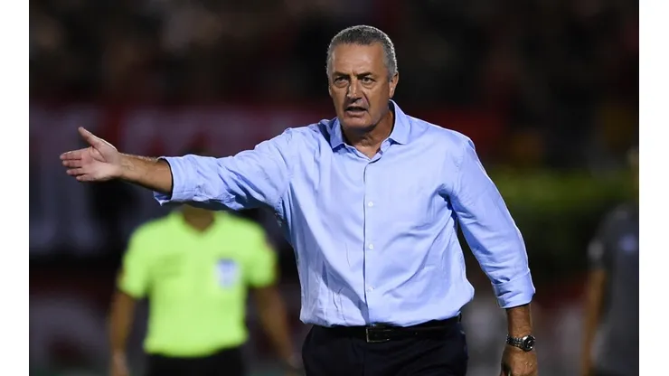 Alfaro detalló su charla con los jugadores tras ganar la Supercopa Argentina.