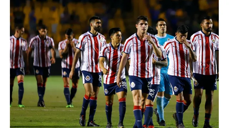 Chivas hace rato que perdió el norte.