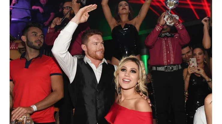 Canelo Álvarez unificó coronas, se fue de fiesta con su novia y disfrutó la música de Ozuna