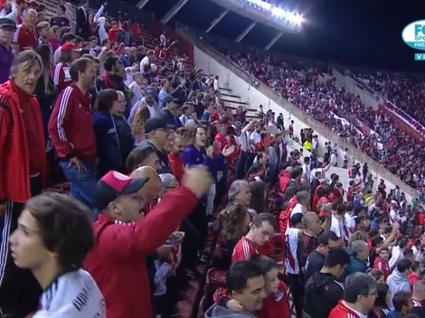 Ayer Boca fue campeón y hoy River salió a jugar al canto de "dale campeón"