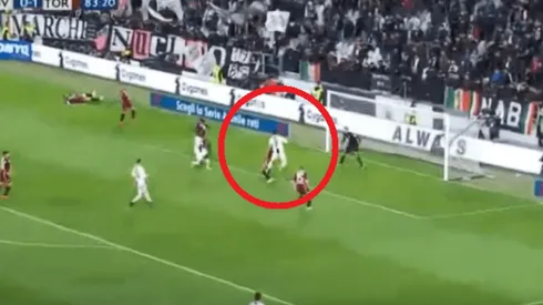 Cristiano Ronaldo saltó más que todos, puso un cabezazo perfecto y anotó con Juventus