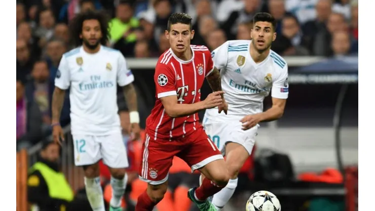 James jugando ante el Madrid.