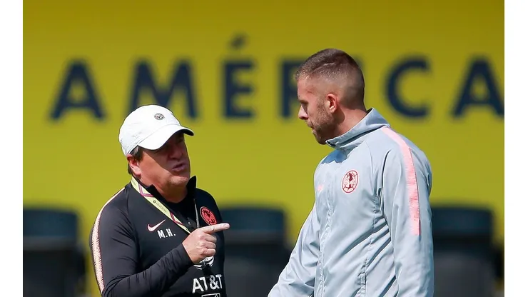 Relación rota: Herrera no convocará a Ménez para el juego ante Veracruz