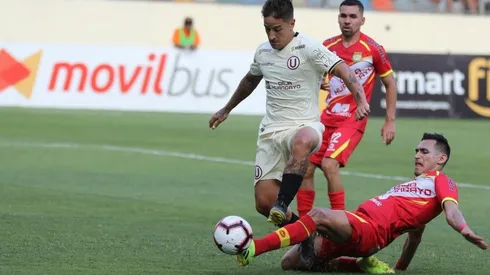 Futbolista de Sport Huancayo señaló al árbitro y aseguró que cobró un penalti que no existía