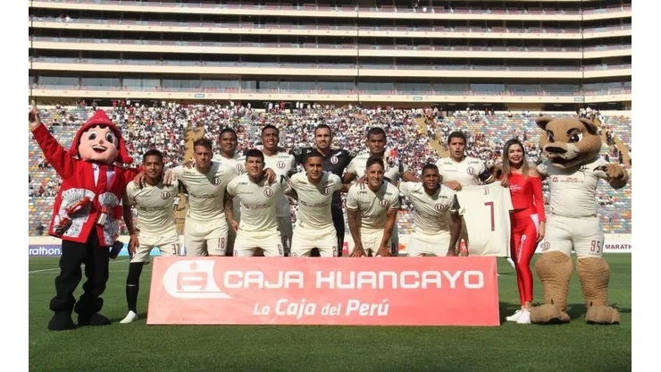 No pudo con Huancayo y Universitario sumó un empate que lo alejó de los punteros