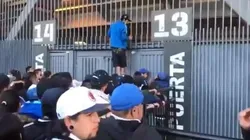 Hinchas de Millonarios a los que no les permitieron el ingreso.