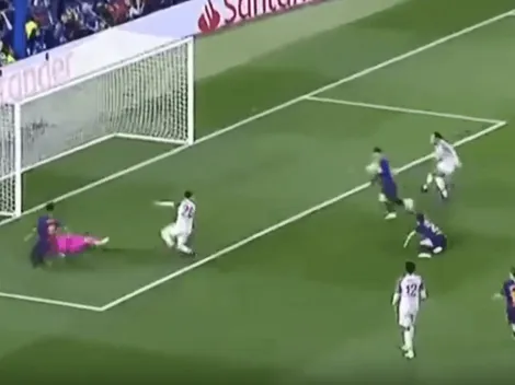 Era todo de Liverpool, pero Suárez le dio al travesaño, Messi la durmió de pecho y anotó el 2-0
