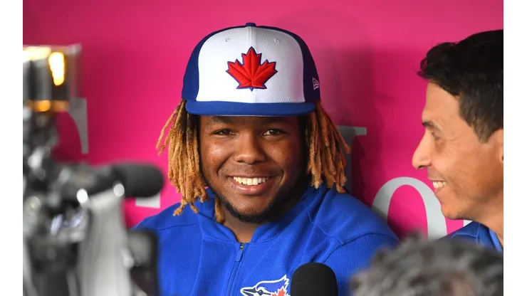 Los Azulejos moverán a tres veteranos para abrirle espacio a Vladimir Guerrero Jr