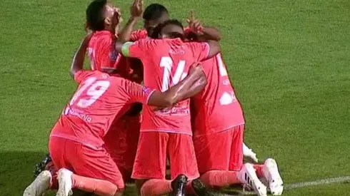 Arrieta sella la goleada de Envigado: 4-0 pierde Atlético Nacional