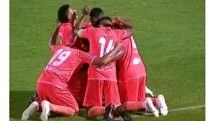 Arrieta sella la goleada de Envigado: 4-0 pierde Atlético Nacional