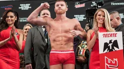 El extravagante look de Canelo Álvarez en su viaje a Las Vegas
