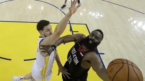 Reporte de la NBA demuestra que los árbitros beneficiaron a los Warriors contra los Rockets