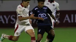 Cerro vs UTC Cajamarca por la Copa Sudamericana.