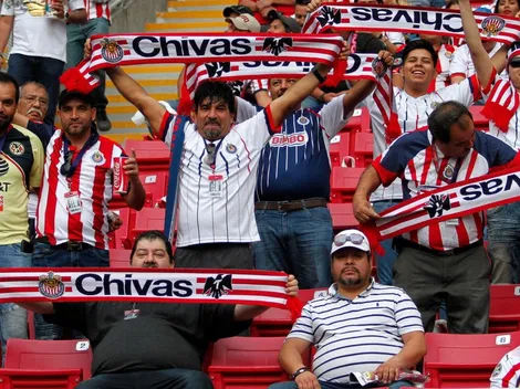 Chivas llevó más gente al Estadio que América pese a la crisis