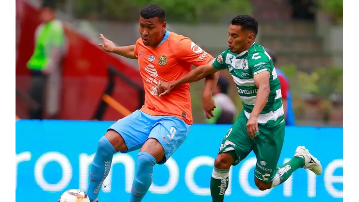 Los fans de América no perdonan a Roger Martínez pese al triunfo