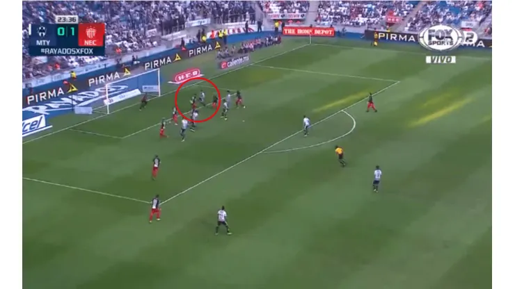 Johan Vásquez debutó en las redes y le dio la igualdad a Rayados