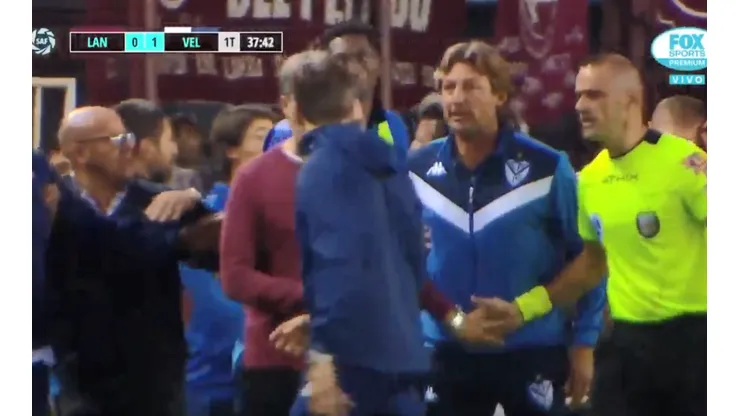 Terminaron expulsados: la pelea cara a cara entre Heinze y Zubeldía