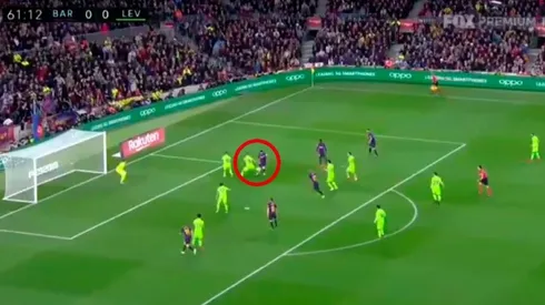 Messi frenó, hizo pasar de largo a dos rivales y marcó para Barcelona