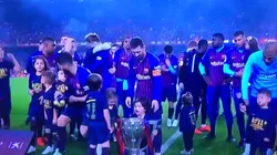 Video viral: Mateo quiso levantar la copa, no pudo y Messi lo ayudó